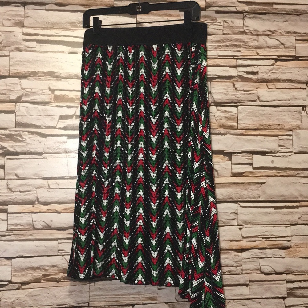 LulaRoe pleated light weight size L New Stock